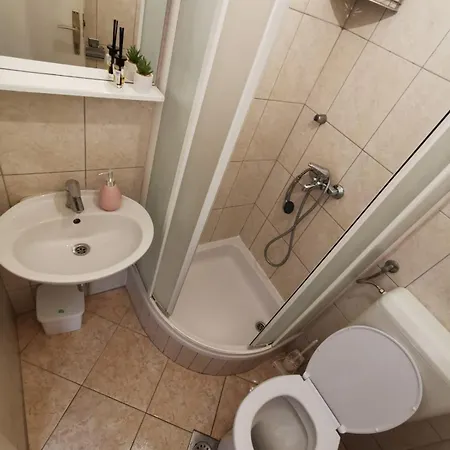 Apartman Ruza 30m From The